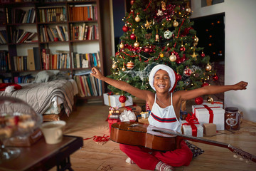 Wall Mural - adorable African American girl playing guitar