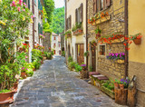 Fototapeta Na drzwi -  Italian street in a small provincial town of Tuscan