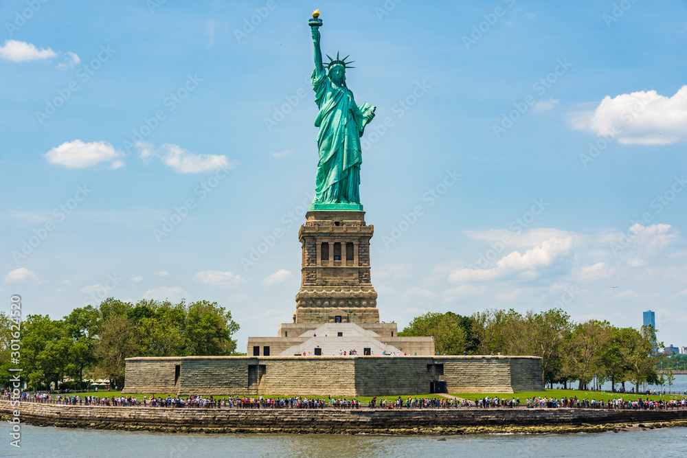 Statue of Liberty  - obrazy, fototapety, plakaty 