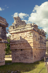 Wall Mural - Mexico, Chichen Itzá, Yucatán. Ruins of the living yard, possibly belonged to the royal family