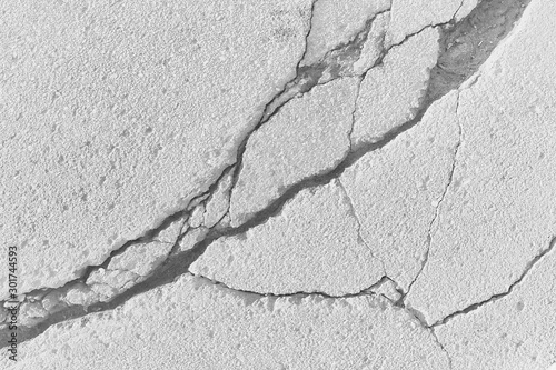 Fotomural crack on the ground white background / abstract white vintage background broken