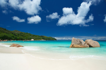 Wall Mural - Bright empty landscape view of Anse Lazio beach on Praslin Island in the Seychelles