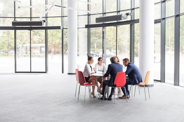 Wall Mural - Business people on meeting in new office