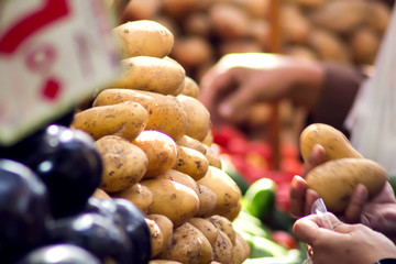12.11.2019, egypt, hurghada. sellers and buyers at fruits and vegetables bazaar
