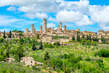 Medieval Tower Houses In The Historic Centre Of San Gimignano, UNESCO World Heritage Site, San Gimignano, Tuscany, Italy, Europe.