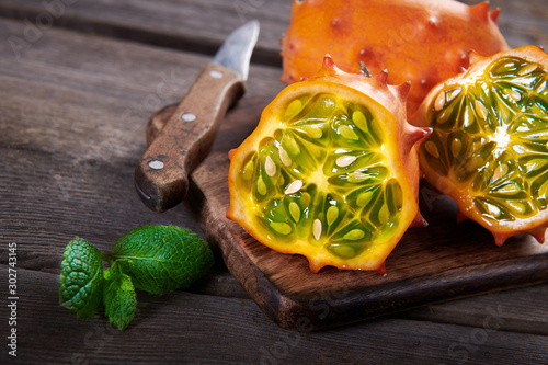 Fotomural Kiwano also known as horned melon