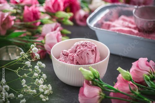 Cuadros en Lienzo Homemade berry ice cream on rustic background