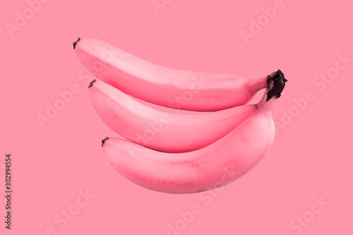 Fotografía Pink unreal bananas on pink background, crazy concept