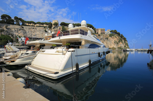 Cuadros en Lienzo Luxury yacht moored in the Port de Fontvieille in Monaco