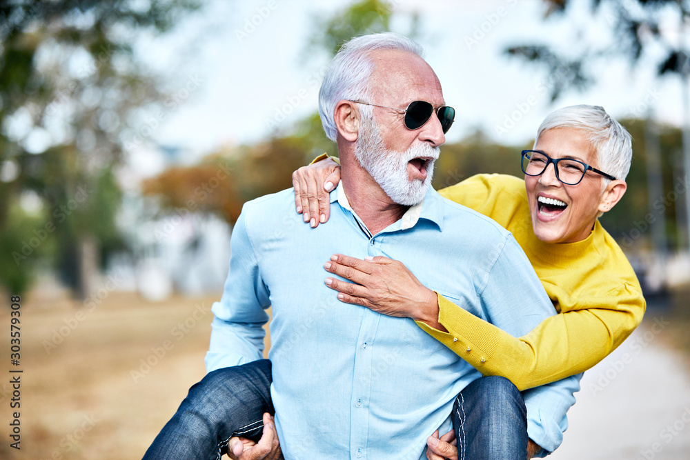 senior couple happy elderly love together - obrazy, fototapety, plakaty 