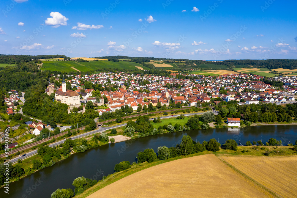 Aerial view, Horneck Castle, Castle of the Teutonic Knights, Gundelsheim, Odenwald, Baden-Württemberg, Germany, - obrazy, fototapety, plakaty 