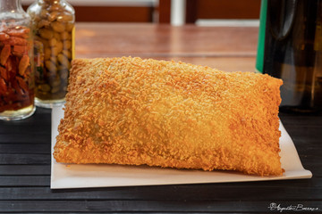 Wall Mural - pastel frito da culinária brasileira com massa crispy crocante
