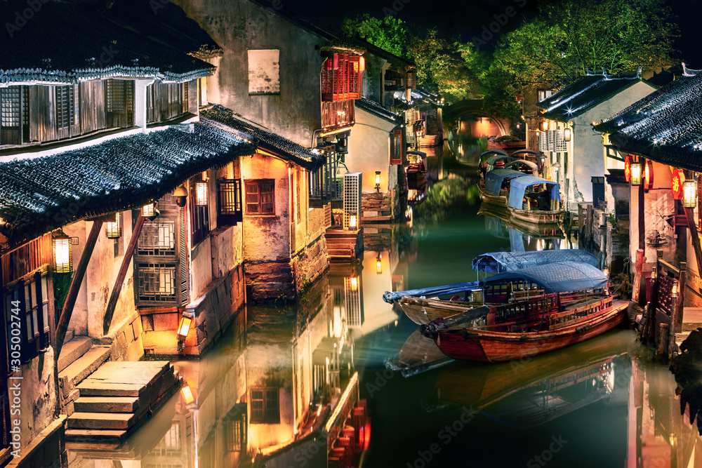 illuminated Zhouzhuang water town at night, Jiangsu, China - obrazy, fototapety, plakaty 