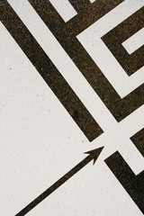 Poster - labyrinth with black arrow