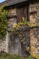 Poster - Allassac (Corrèze, France) - La Pleuge - Grange pittoresque

