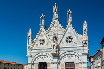 Wall Mural - The church Santa Maria della Spina in Pisa