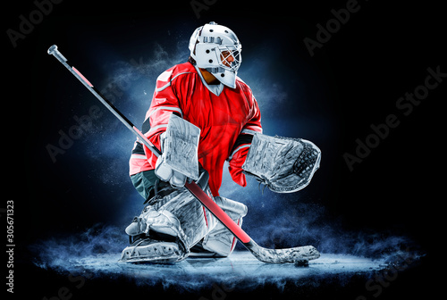 Fototapety Hokej  profesjonalny-bramkarz-hokeja-na-lodzie-lub-bramkarz-lub-bramkarz-na-czarnym-tle-on