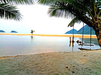 Swing, Chang Noi Beach, Koh Chang, Thailand