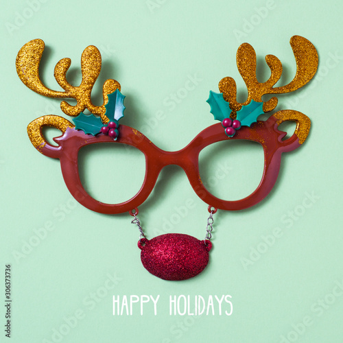 Cuadros en Lienzo reindeer eyeglasses and text happy holidays