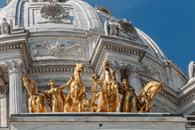  St. Paul Minnesota State Capitol With Golden Horses