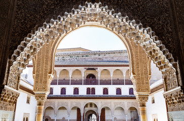 Patio de un antiguo palacio europeo