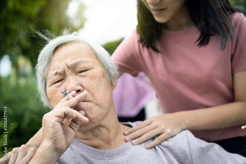 what are the benefits of chewing tobacco Is snuff really safer than smoking?