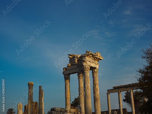 Turkey トルコ 旅行 トルコ旅行 新婚旅行 気球 猫 遺跡 パムッカレ きれい きれいな景色 自然 雄大 Stock Photo Adobe Stock