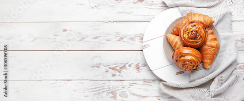 Cuadros en Lienzo Sweet pastry on white wooden background