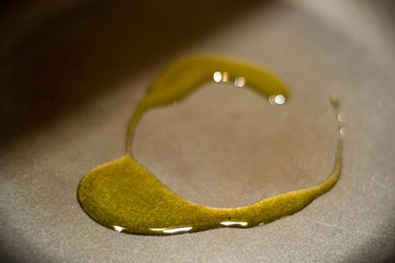 Olive oil on frying pan