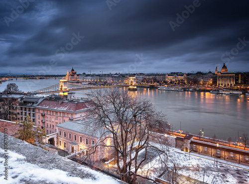 View on the Chain Bridge and the Hungarian Parliament in winter