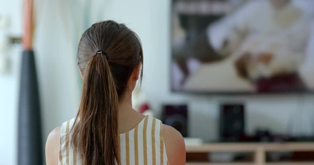 Poster - Woman watch tv at home