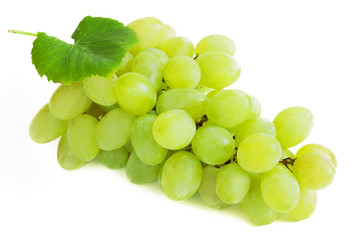 Wall Mural - grapes with leaves isolated on white