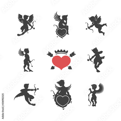 Fotomural Set of vintage cute cupid silhouettes and hearts shapes for decoration greeting