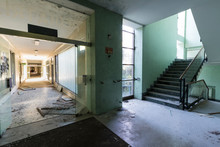 Urban Exploration In An Abandoned Hospital 
