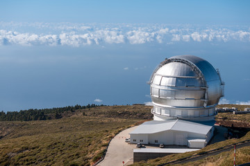 view of observatories from top of roque de los muchachos, la palma