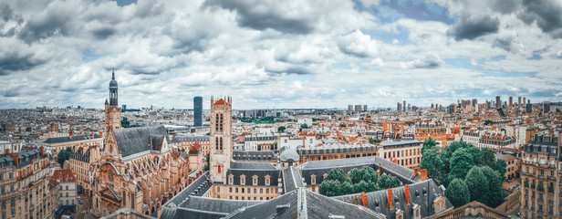 Fototapete - Beautiful panoramic view of Paris from the roof of the Pantheon. View on Church of Saint-Etienne-du-Mont.