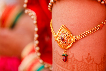 Traditional indian wedding ceremony, Bride hand