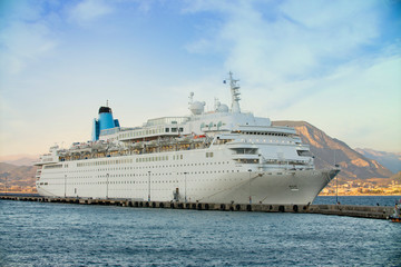 Wall Mural - Beautiful white giant luxury cruise ship