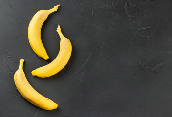 Wall Mural - Ripe yellow bananas