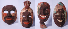 The Application Of Batik In Wood Mask Media Looks Luxurious. Widely Used As Home Interior Decoration.