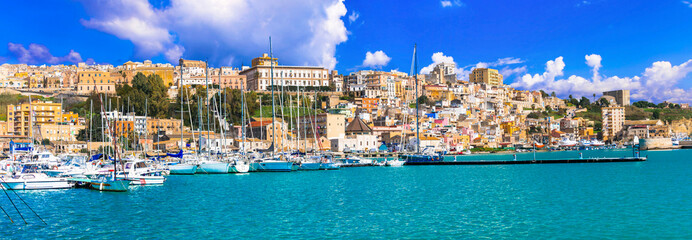 Canvas Print - Sicily - beautiful coastal town Sciacca in south of island. Italy