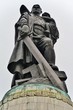 Soldat, Sowjetisches Ehrenmal, Treptower Park, Berlin