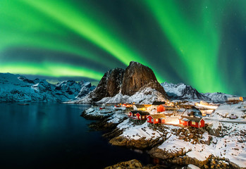 Wall Mural - aurora borealis over hamnoy in norway