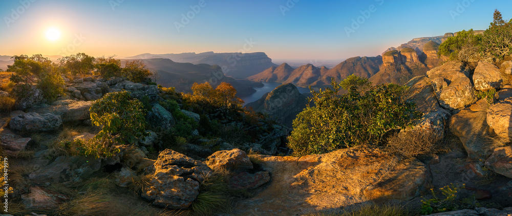 three rondavels and blyde river canyon at sunset, south africa - obrazy, fototapety, plakaty 