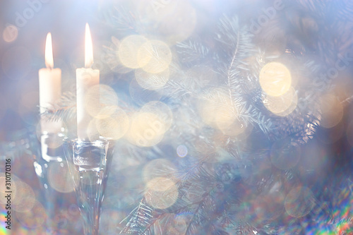 Fotografía Christmas candles decoration card, New Year, table decorations, burning candles