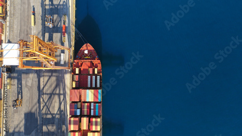Fotomural Aerial drone top down photo of industrial cargo container tanker ship carrier do