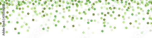 Fotografía Green clover new year luck confetti falling seamless pattern background isolated