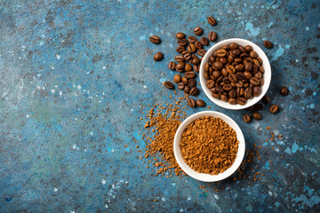 Canvas Print - Roasted beans and granulated coffee for morning espresso