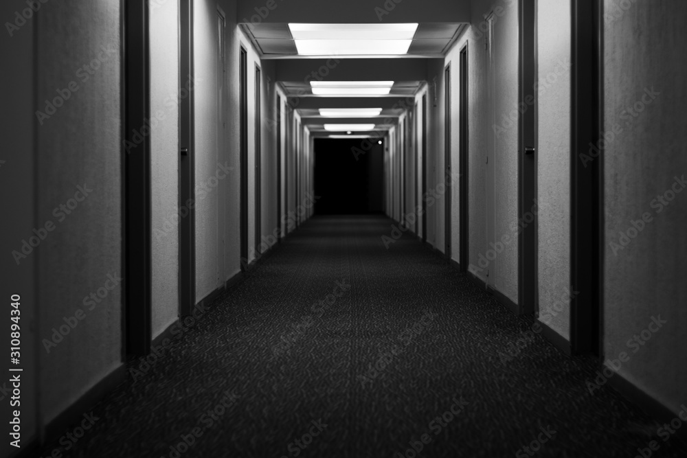 hotel corridor hallway abandoned creepy black and white - obrazy, fototapety, plakaty 