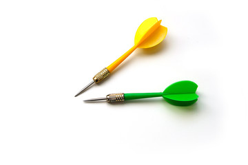 red, green and yellow colored dart arrow, on white ground,